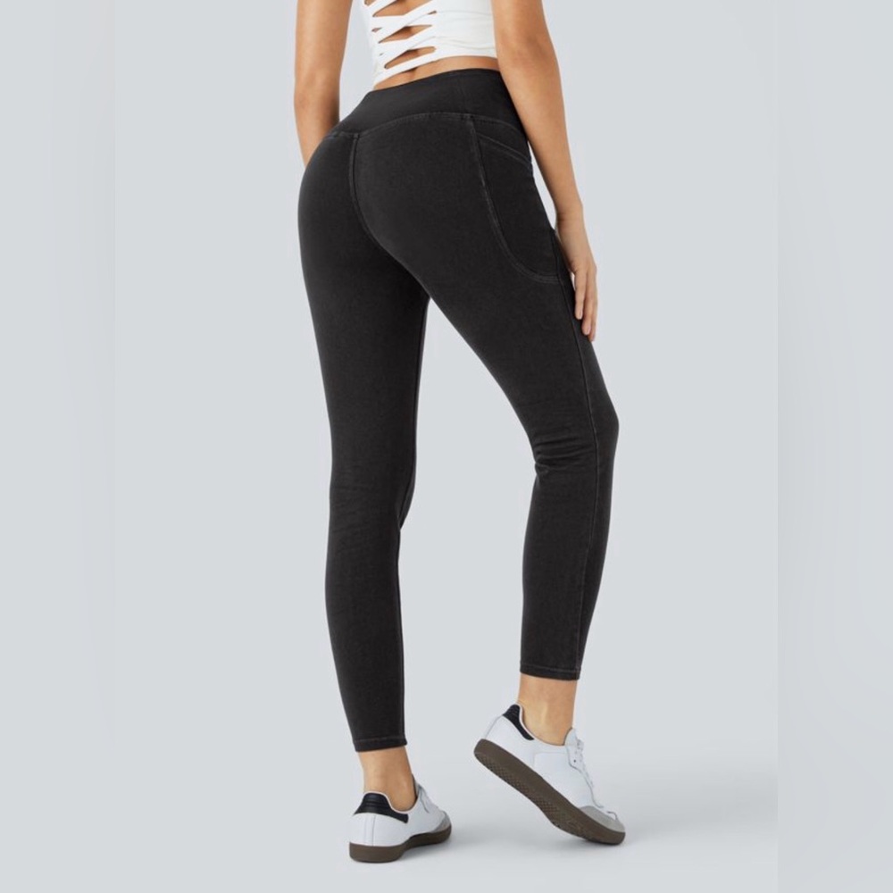 Halara Flex™ Crossover Pocket Denim Work Leggings in Black Denim Size M - Picture 4 of 16